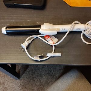 Bondi Boost Hair Curler - Black and White